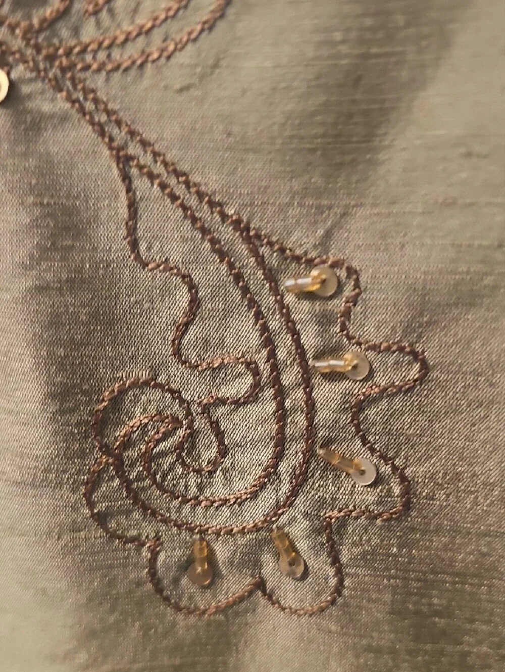 Pottery Barn Gold Embroidered Floral Table Runner Like New